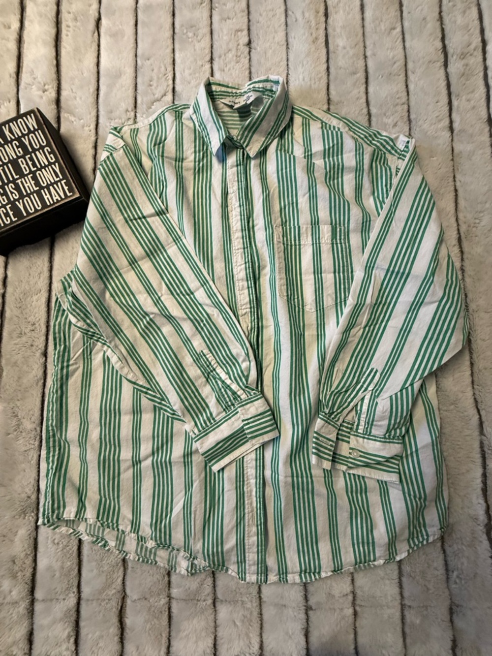 Women’s Old Navy Green and White Vertical Stripe Button-Down Shirt